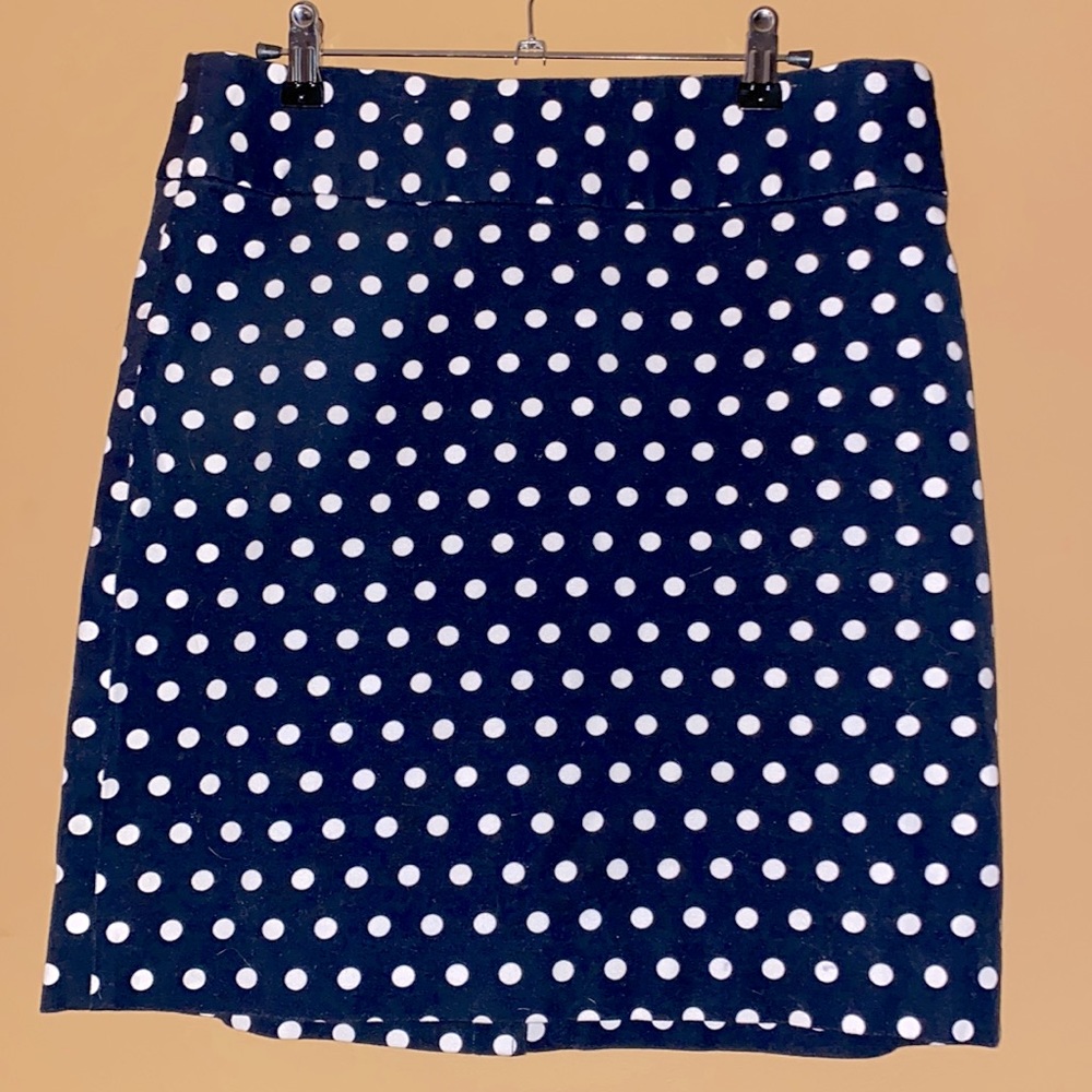 Banana Republic Polka Dot Navy Blue & White Zipper Mini Skirt. Size 10.